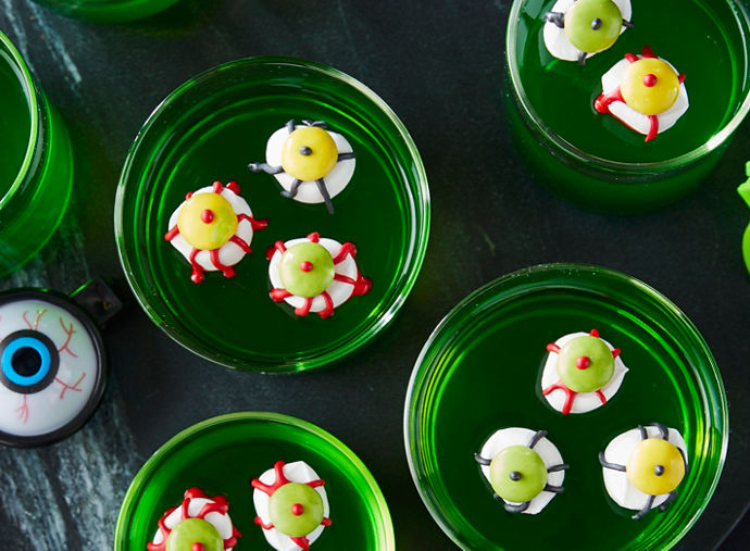 Easy Halloween Eyeball Jelly Cups