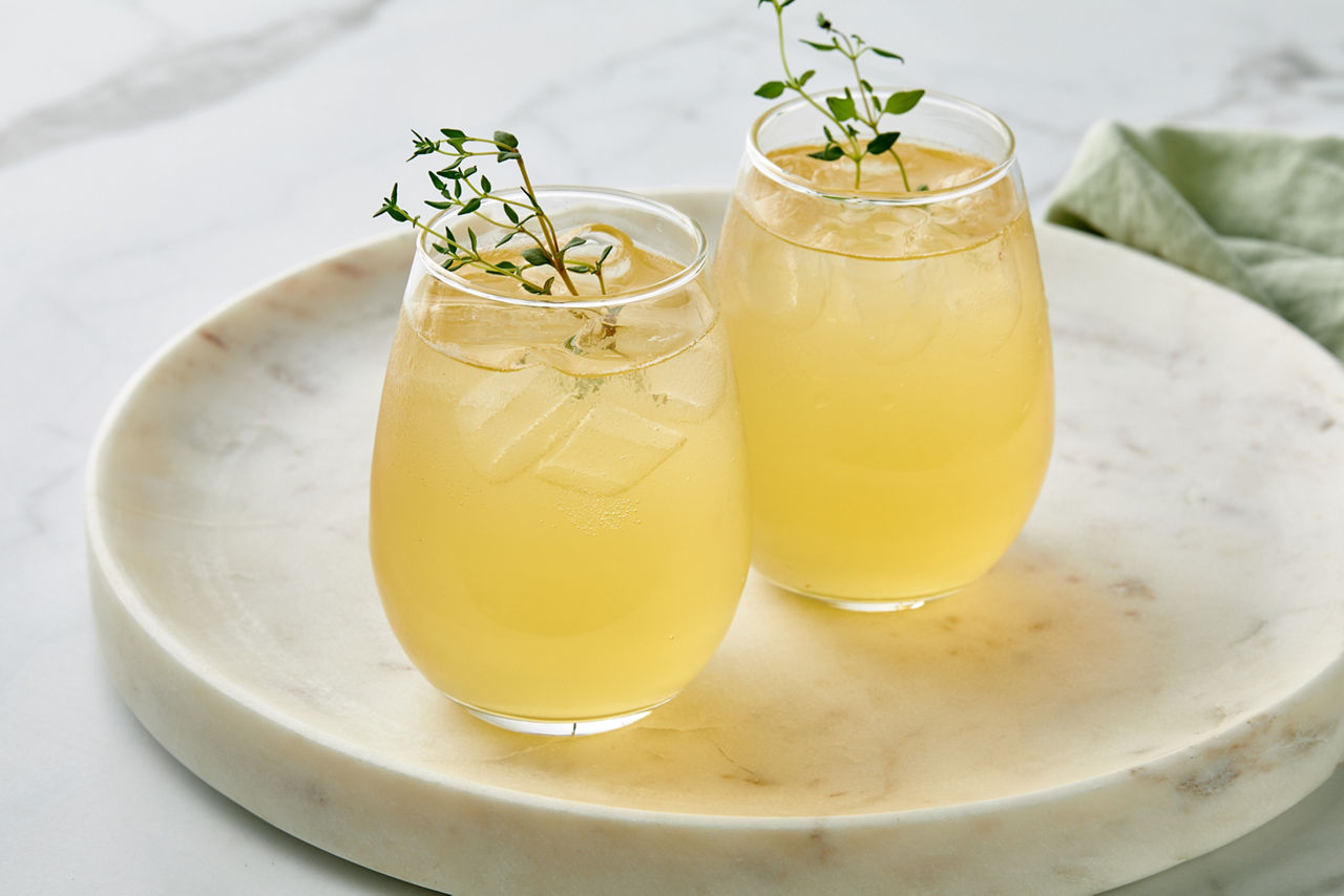 Ginger Apple Fizz Mocktail