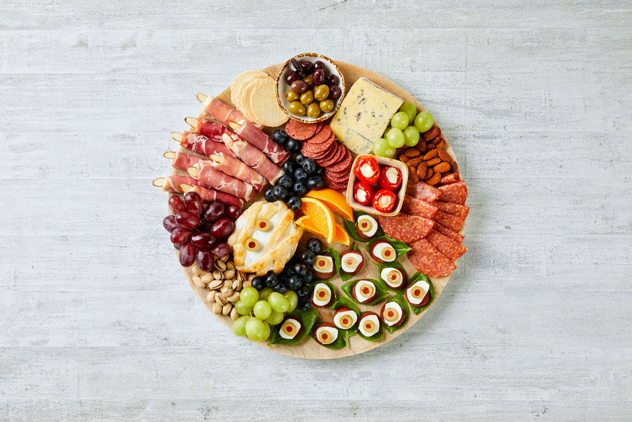 Scare-cuterie' Halloween Platter